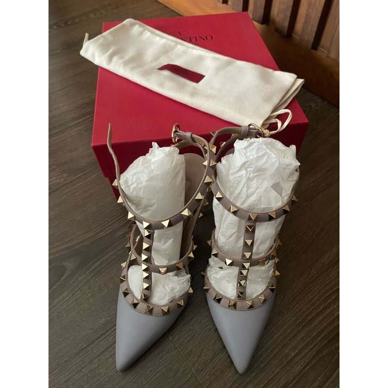 Valentino Rockstud Heels preloved 95% LIKE NEW