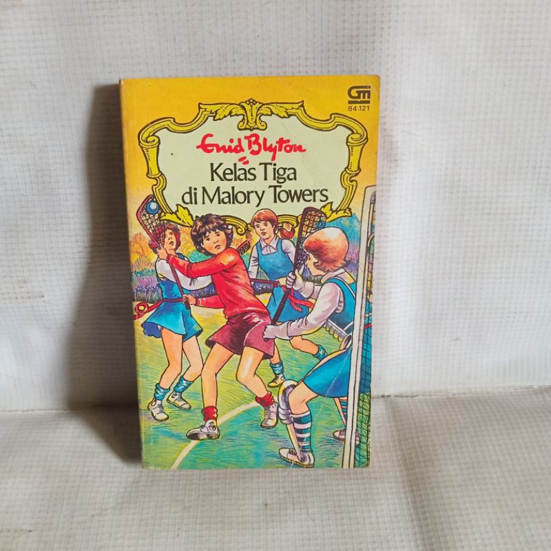 Novel Enid Blyton Kelas Tiga di Malory Towers Vol.3