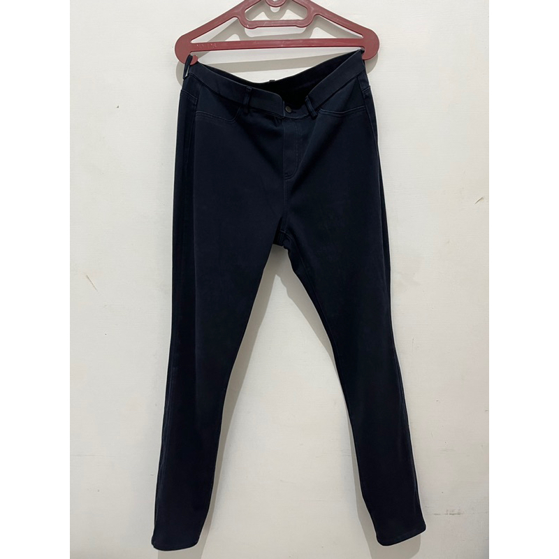 [preloved] Celana Uniqlo Ultra Stretch Legging Pants Biru - Size XL
