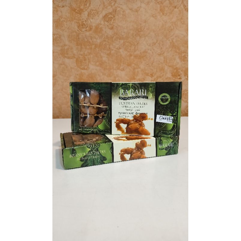 

KURMA BARARI TANGKAI 500GRAM