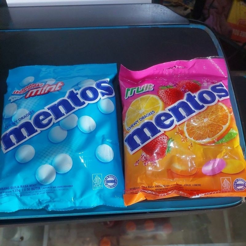 

PERMEN MENTOS KEMASAN SACHET ISI 50 PCS