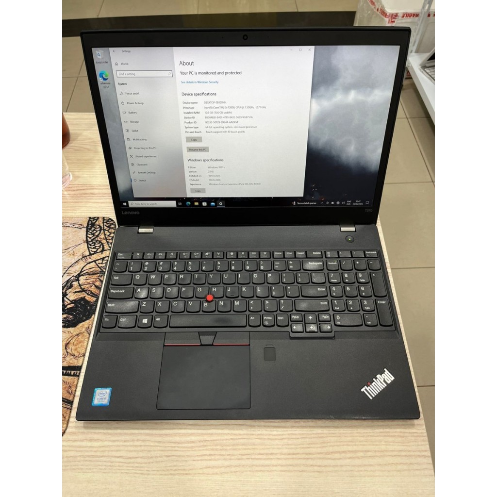 LENOVO THINKPAD T570 INTEL CORE I5 GEN 7 16/256GB US MULUSSSSSSSSSSSS - T570 i5 gen 7, 8GB | SSD 256