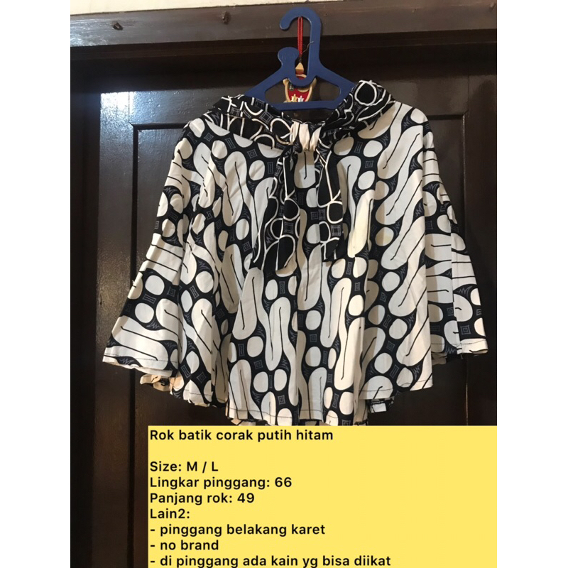 Rok batik hitam putih size M/L