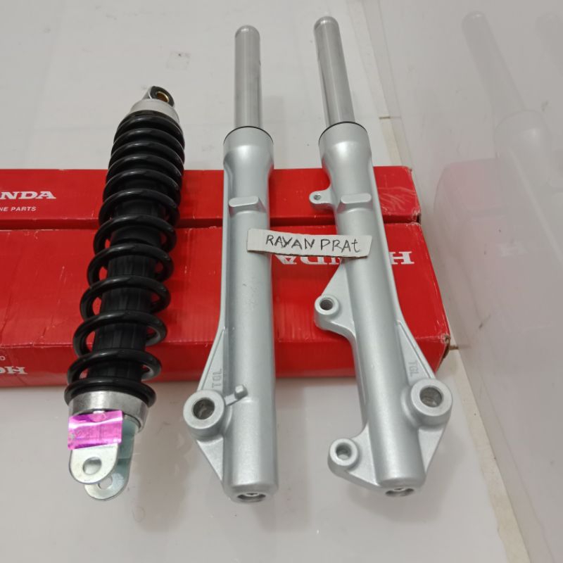 sok depan+belakang scoopy new scoopy new scoopy new scoopy new silver