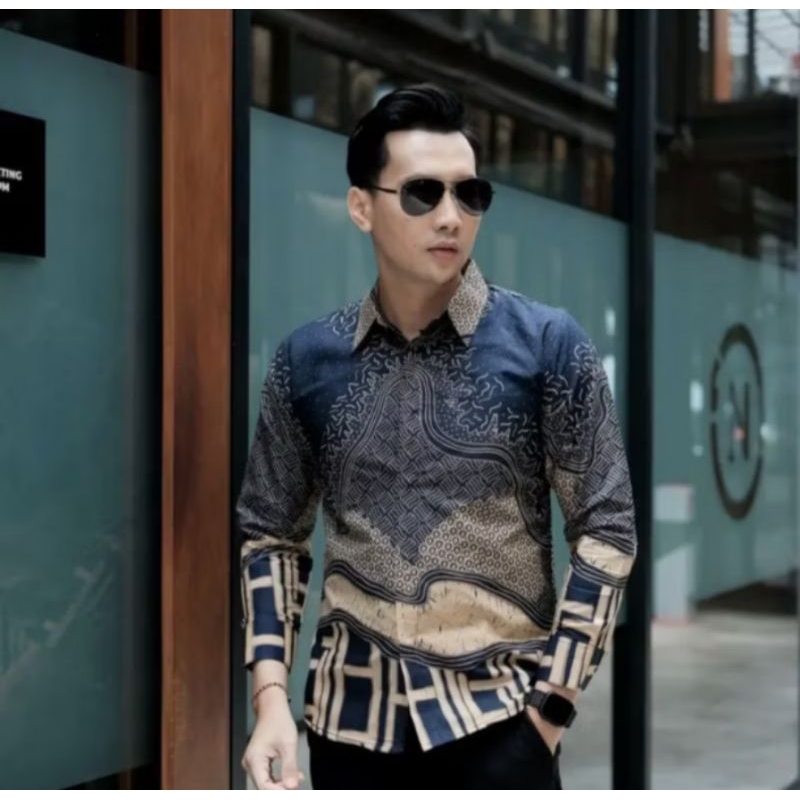 Kemeja Batik Pria Katun Solo Motif Bara Full Furing Lengan Panjang