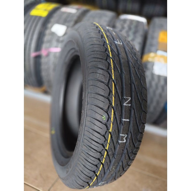 Ban Luar DUNLOP SP SPORT 300 185 65 15 185 65 R15 185/65 R15 185/65/R15 18565R15 185-65-15 185-65 R1