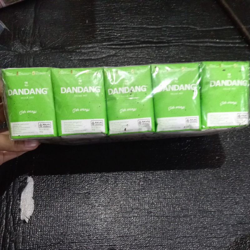 

TEH DANDANG HIJAU 1 SLOP ISI 10 PADS BONUS 1 GELAS CANTEL