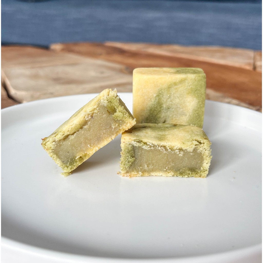 

Durian Shortcake - Authentic Taiwanese Short Cake - Kue Durian - Coco & Hues