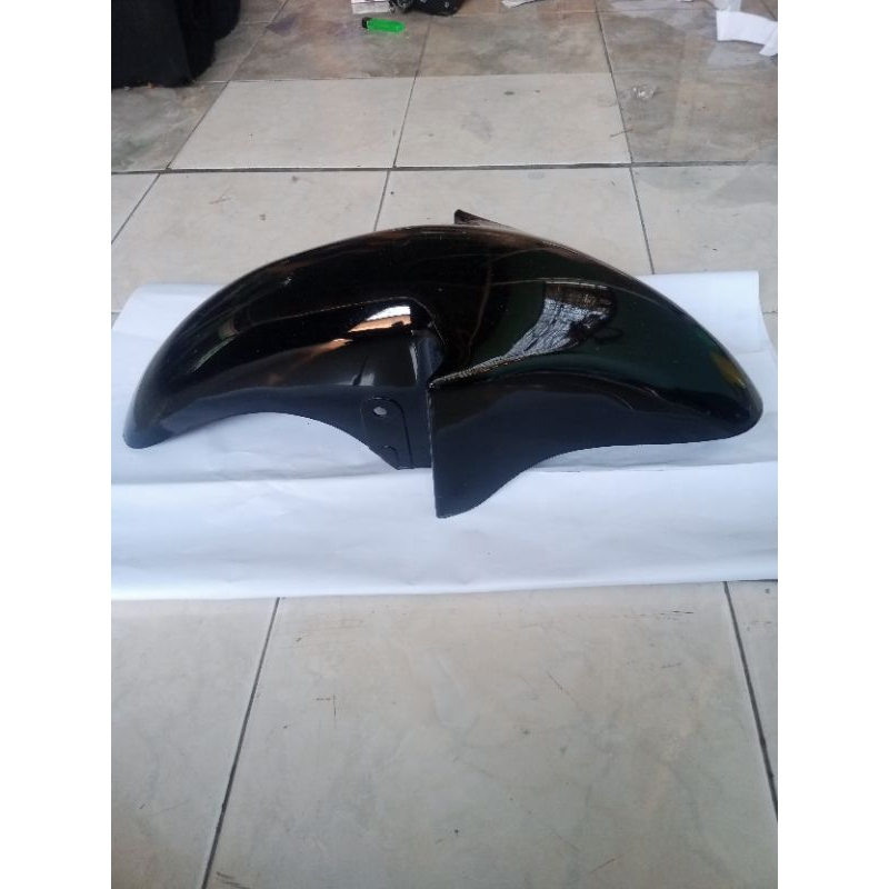 spakbor slebor depan ninja rr vistor warna hitam