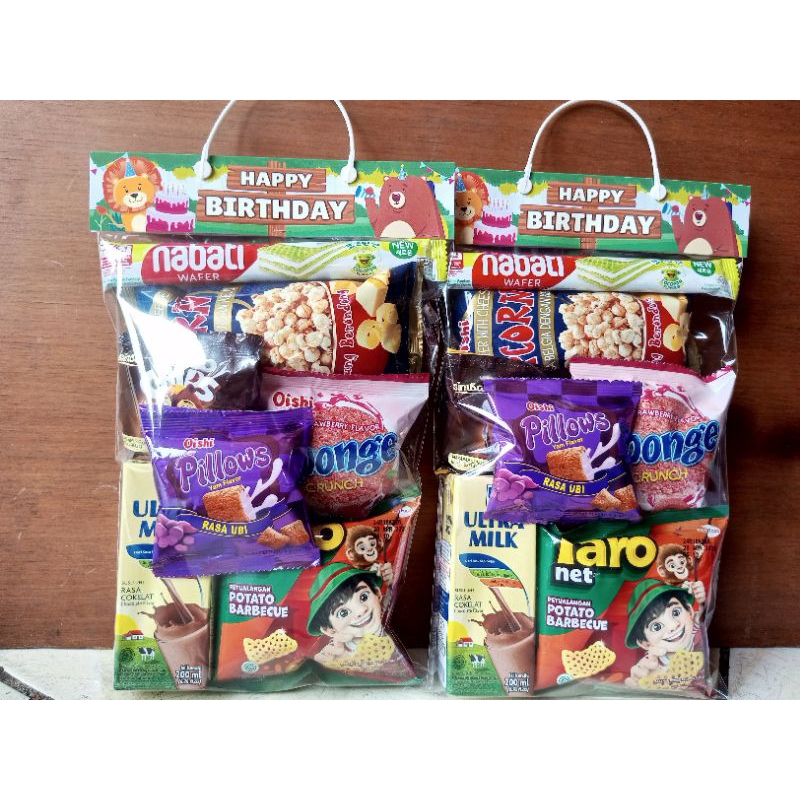 

Bingkisan hampers Snack Label Nama E