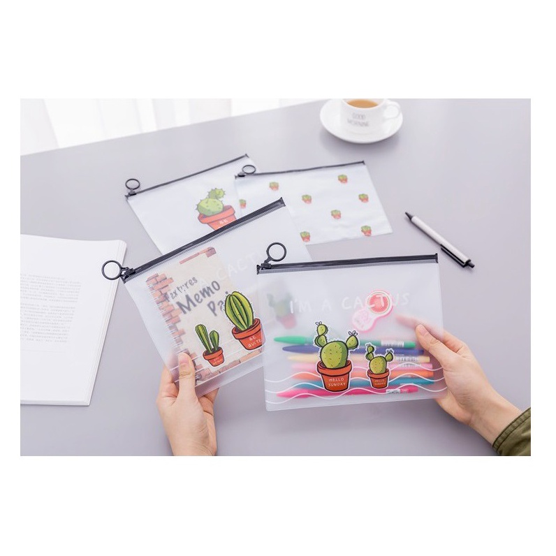 

Diskon Kilat 5 Ennwen PF2 Korean Castus PVC Transparant Stationery A5 File Folder Tempat Pensil Tempat Kosmetik A52