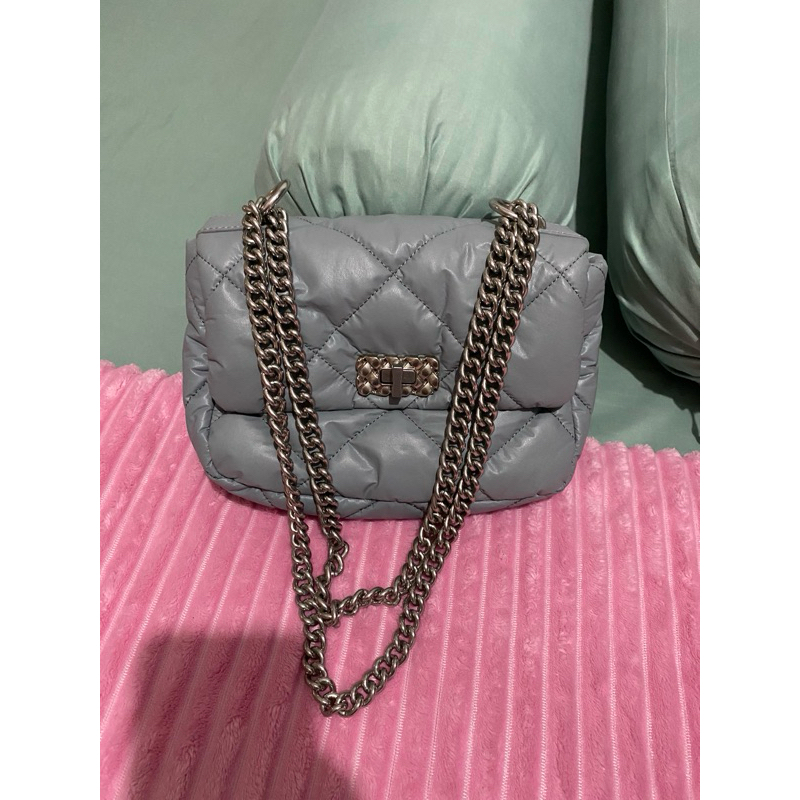 PRELOVED Tas Charles and Keith 100% Original store tidak ori uang kembali