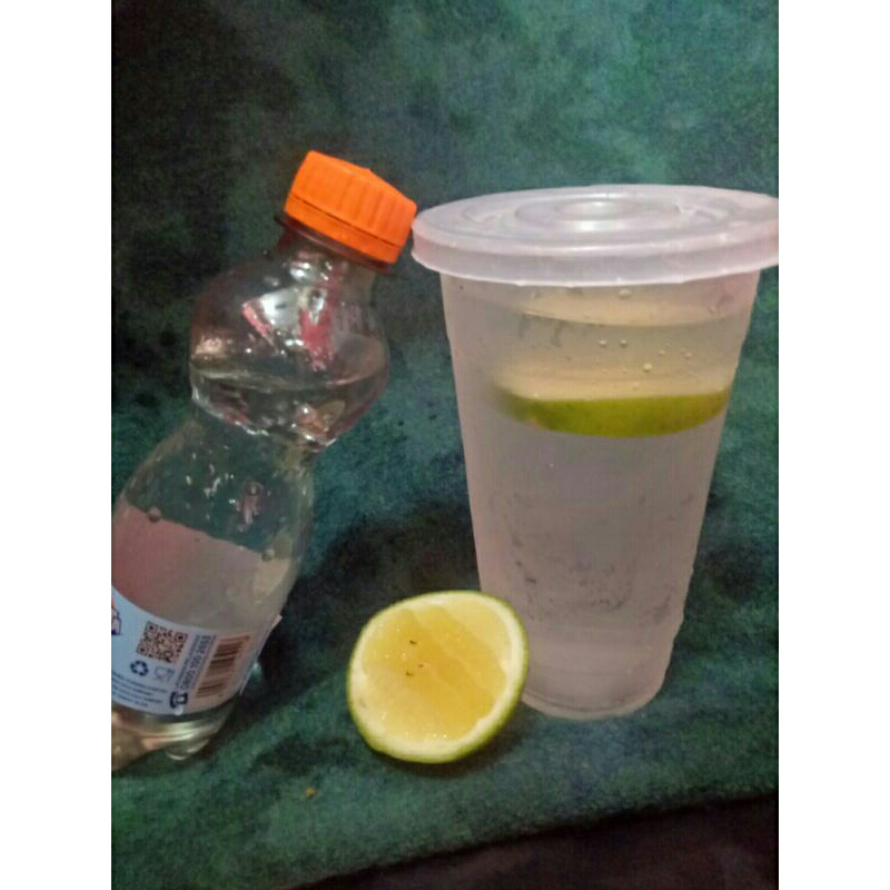 

es water lemon soda