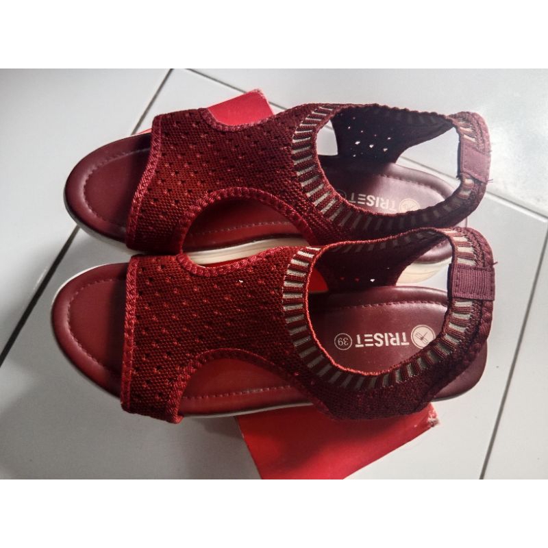 preloved sepatu triset
