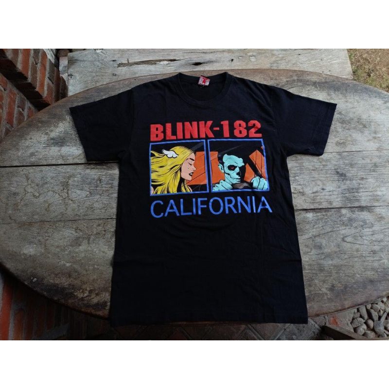 kaos band second blink 182