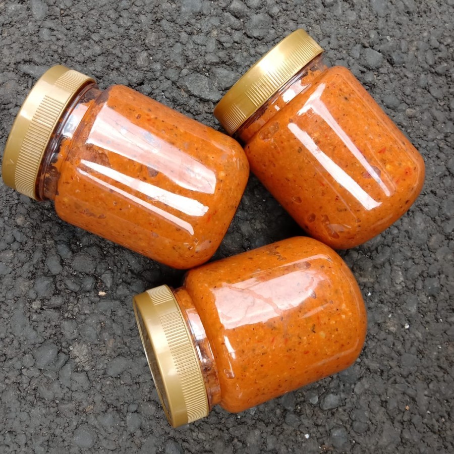 

jaminan mutu sambal Tombur andaliman pedas mantul dan melimpah bumbu dan andaliman