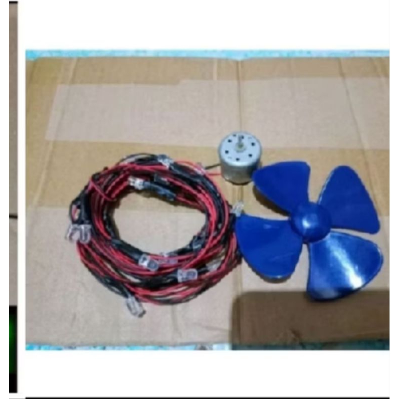 satu set lampu layangan dan dinamo layangan sudah di rakit tinggal pasang panjang 1.5 meter lampu 10