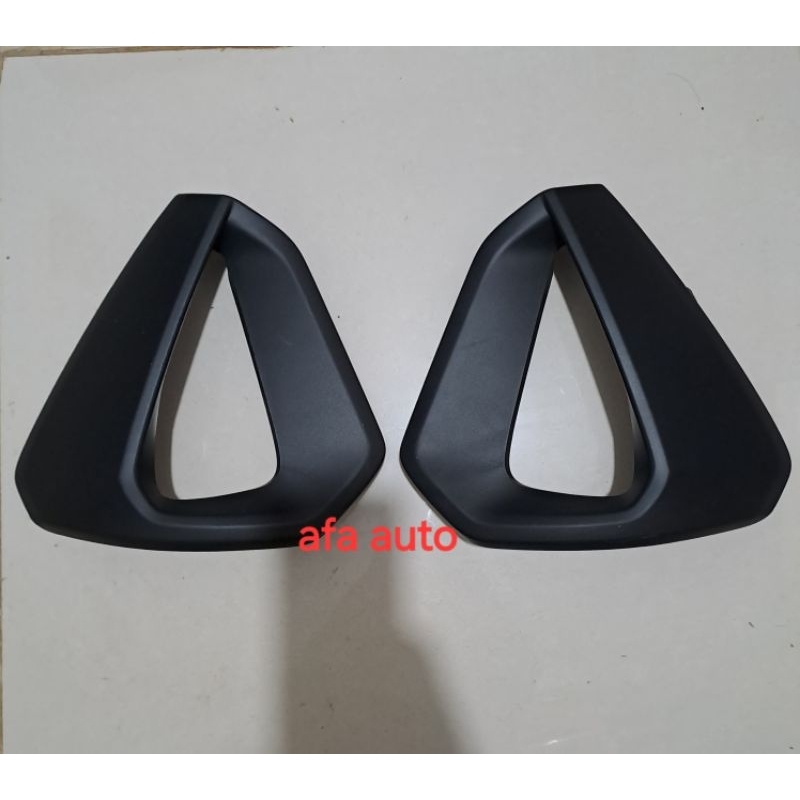 Cover sein bemper Innova Reborn facelift original