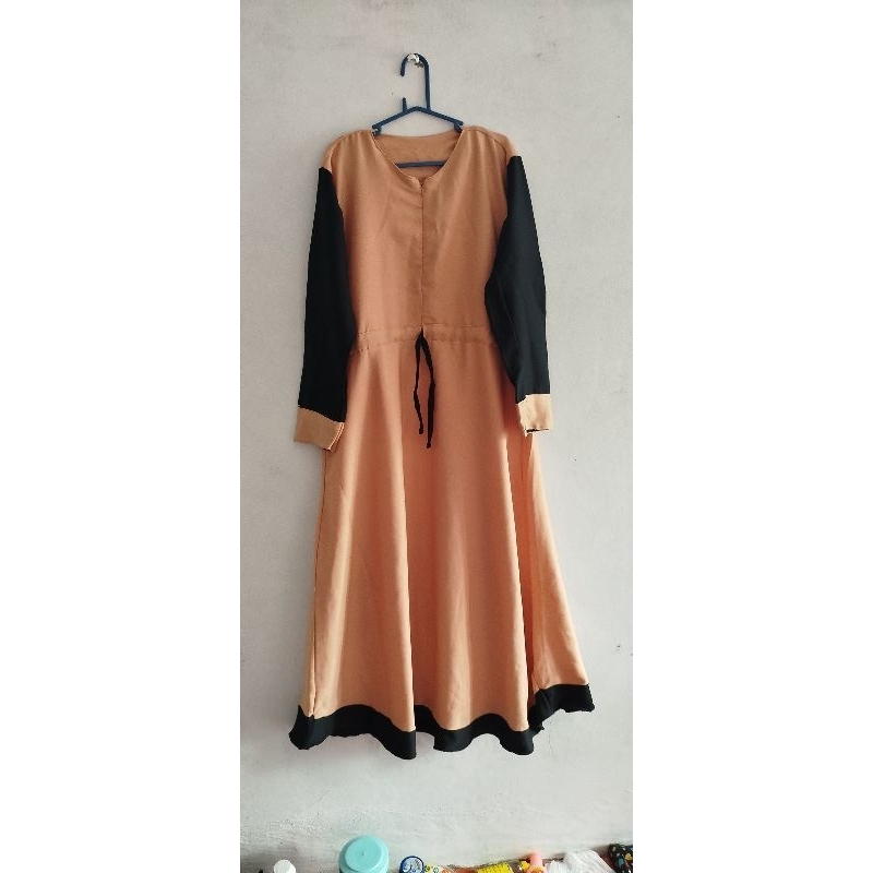gamis bekas wanita