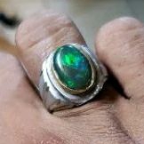 

Black opal jarong mewah