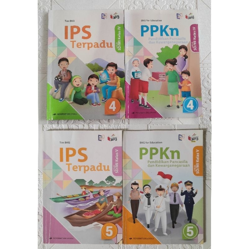 

Buku IPS Terpadu Pendidikan Pancasila dan Kewarganegaraan Kelas 4 5 SD Erlangga