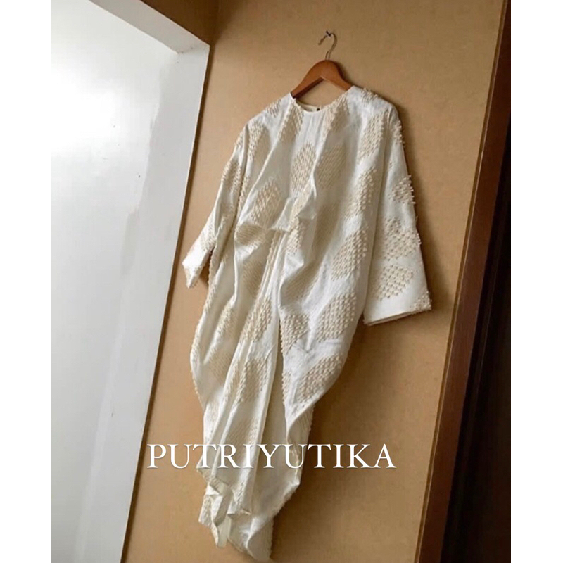 PY - NAMIDA Baju kaftan tunik bahan tenun sulam bulu (model lipat tengah)