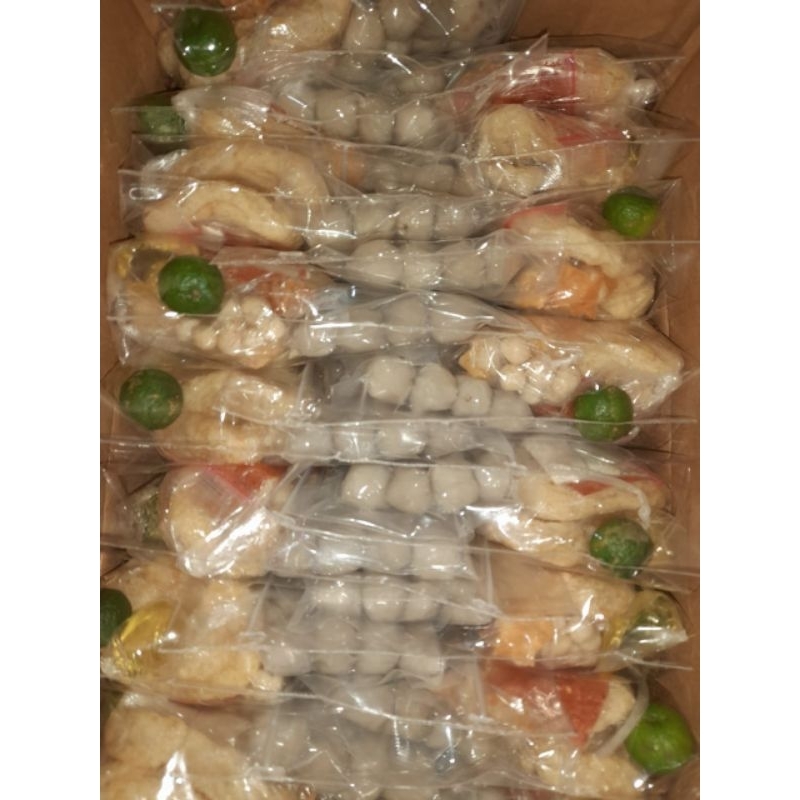 

paket 100 bungkus baso aci isi ayam baso 6 butir komplit bumbu pedas miyazawa food