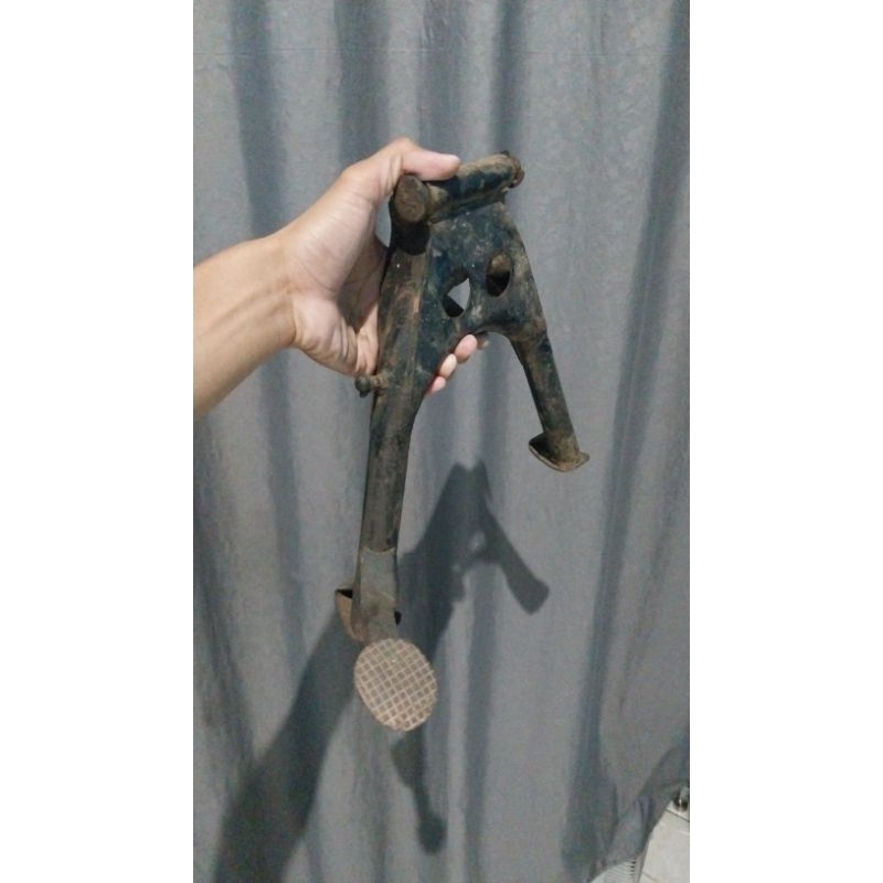 standar 2 tengah scorpio