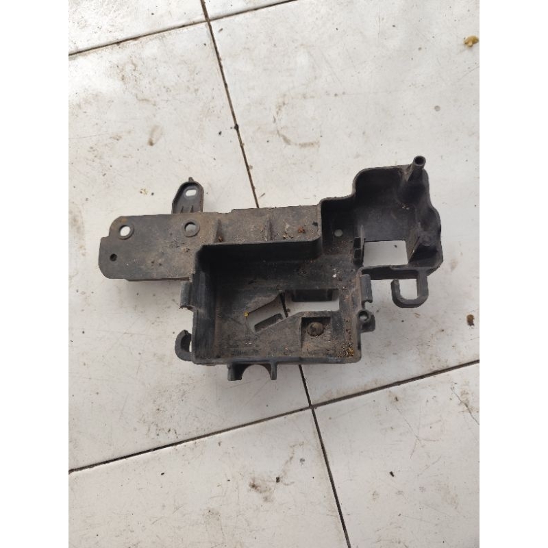 Dudukan aki motor Byson original copotan