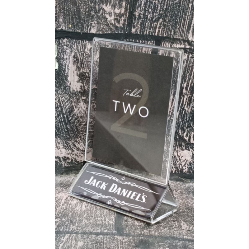 

Acrylic Nomor Meja / Tent card dengan Branding