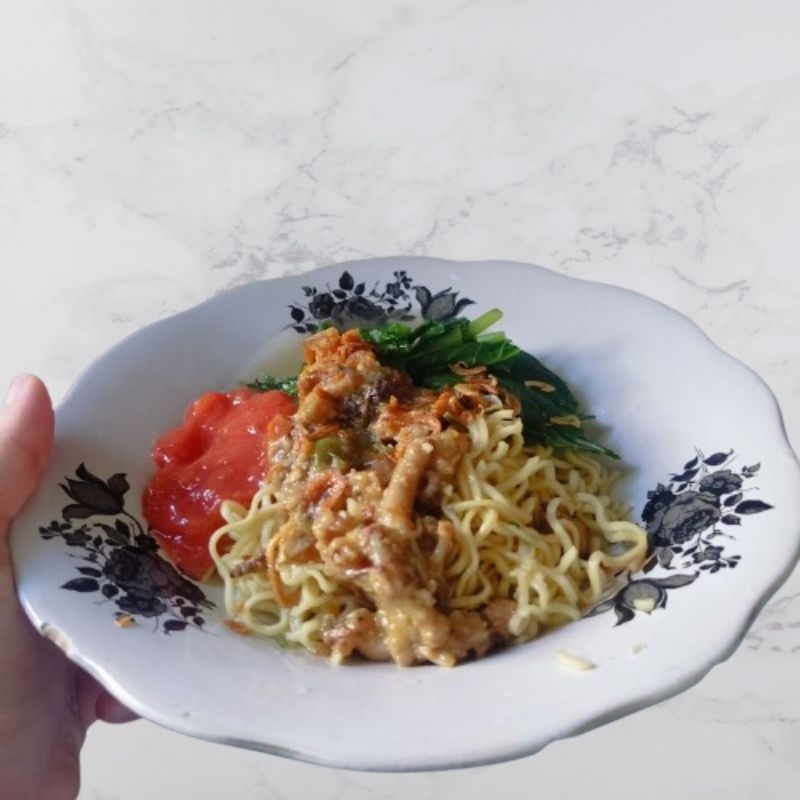 

Mie Ayam Hangat, Rasakan Cita Rasa Autentik