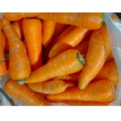 

wortel Brastagi 1kg sangat bagus bagus dan manis