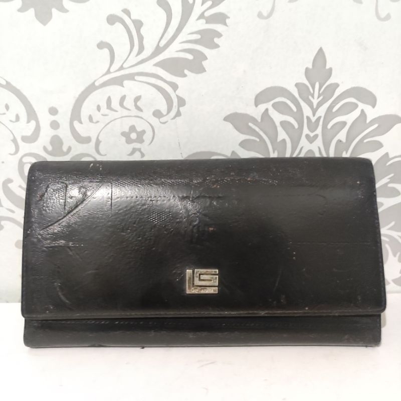 Dompet wanita Guy Laroche hitam preloved