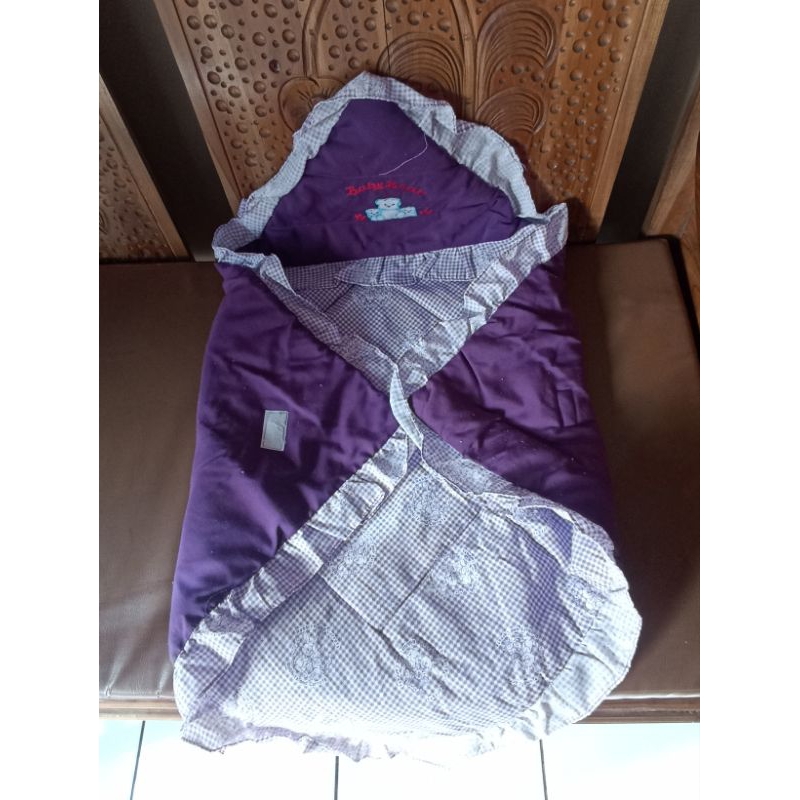 Perlengkapan Bayi selimut gendongan bayi