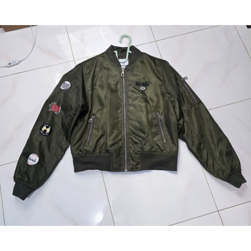 Jaket bomber army parasut cewek Nevada Size M