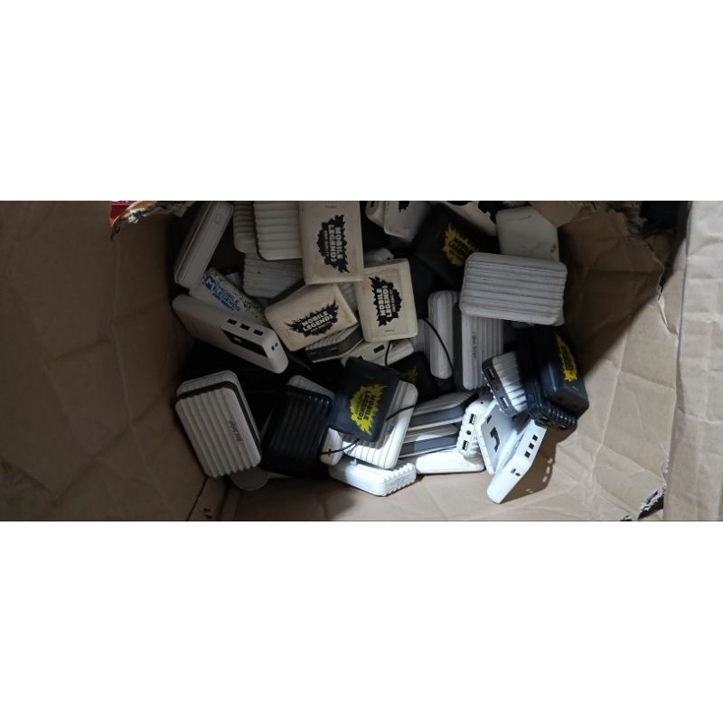 powerbank isi 3batry gambling