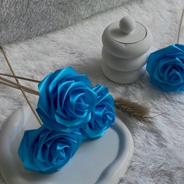 

Bunga Pita Satin Murah Bali - HARGA PER TANGKAI