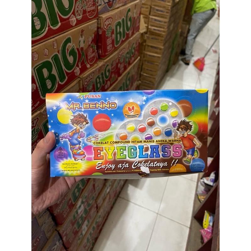 

PERMEN KACAMATA / KOTAK / isi 40 pcs