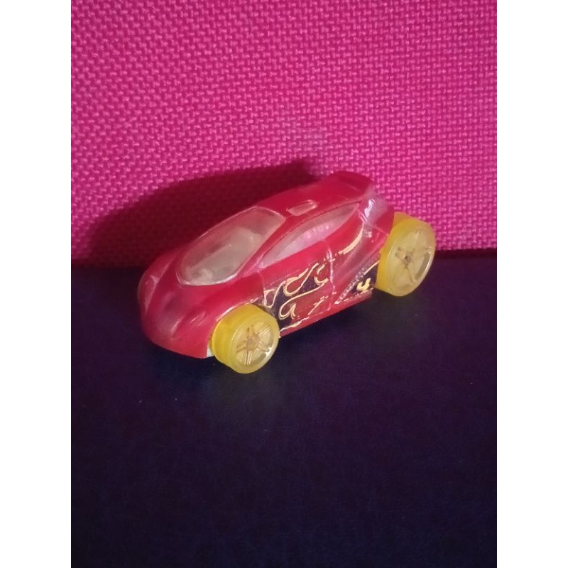 Hot Wheels Vandetta Merah Bekas