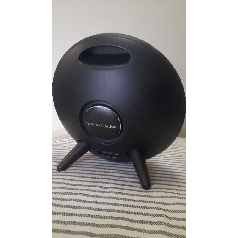 harman kardon onyx 4