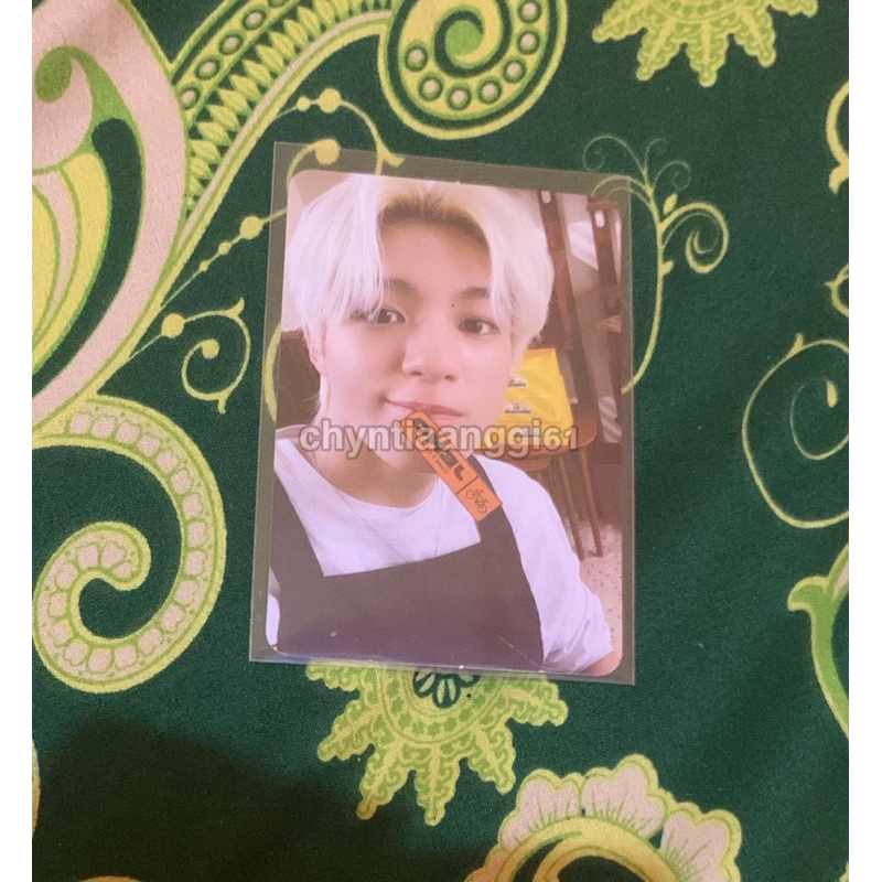 Jeno cafe official photocard