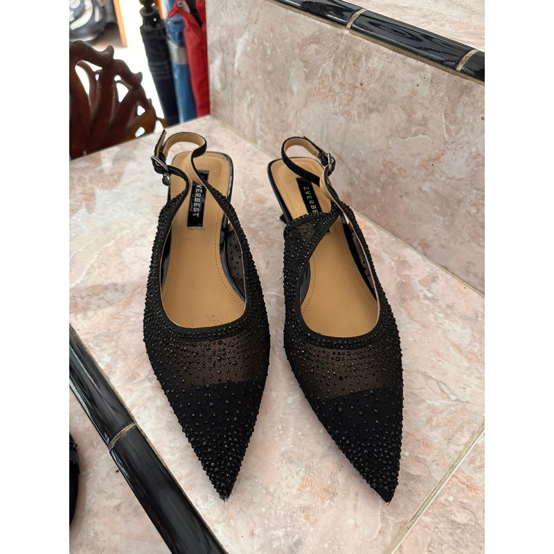 preloved sepatu everbest glitter black and white heels hitam putih lancip