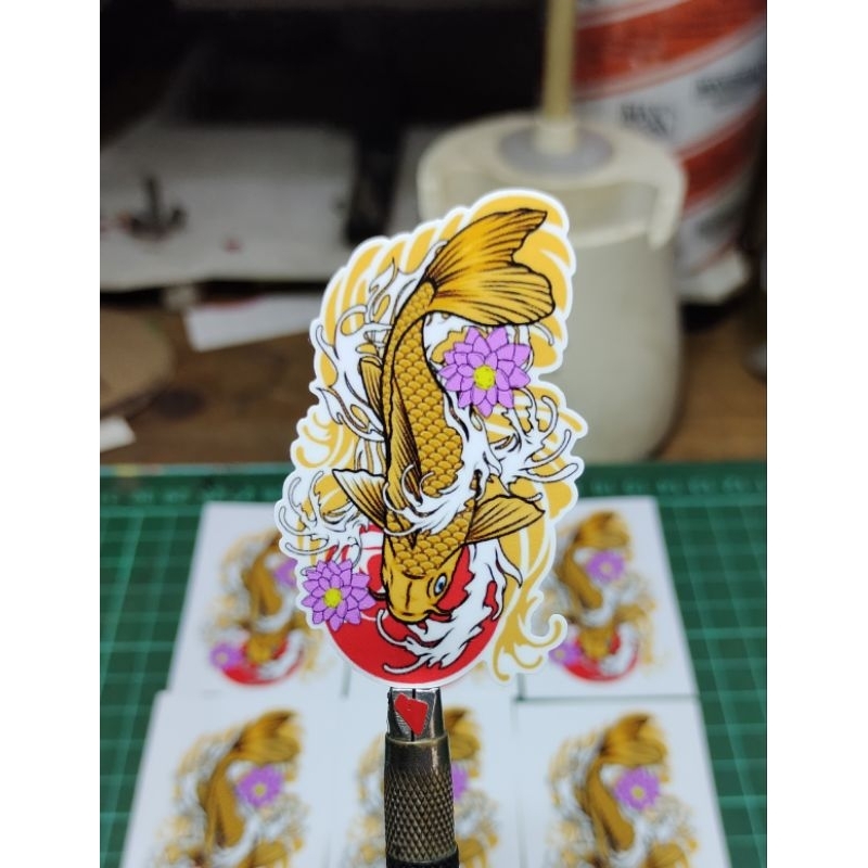 

STIKER PRINT IKAN KOI CUSTOM STIKER MURAH KEREN