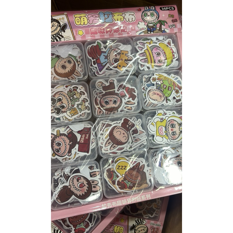 

1 BOX STICKER LABUBU ISI 36