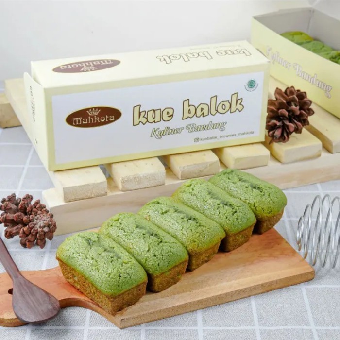 

KUE BALOK BROWNIES MAKHOTA BANDUNG GREENTEA ISI 5 PCS JAJANAN BANDUNG