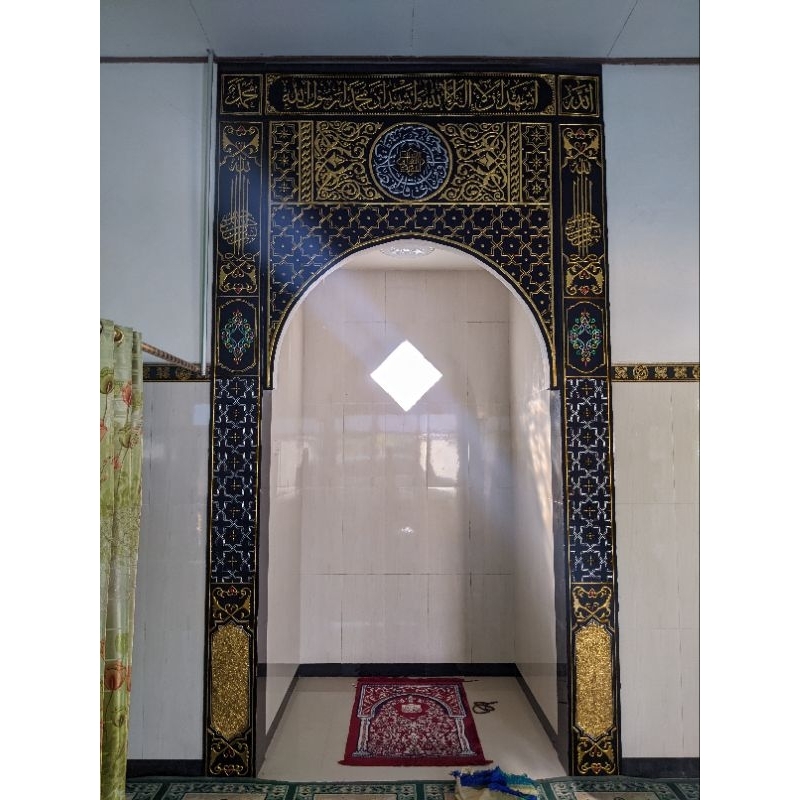 mihrab imaman masjid/musholla