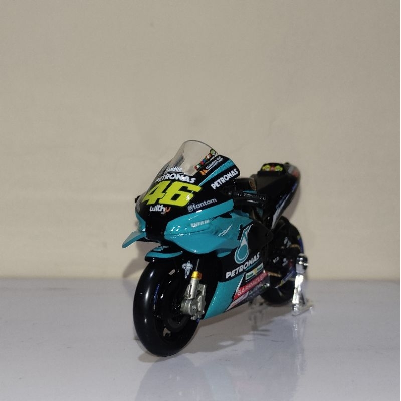 Maisto Motogp Custom 1:18 Yamaha YZR-M1 Valentino Rossi 46 Tahun 2021