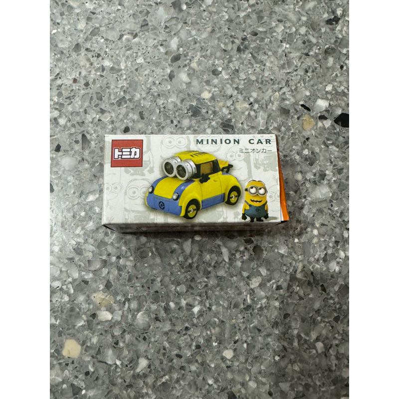 UNIVERSAL STUDIO JAPAN MINION CAR ORI USJ