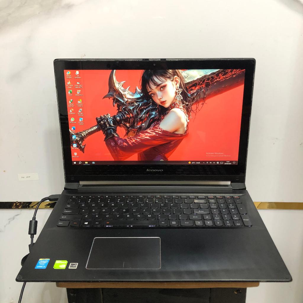 Lenovo Edge 15 (i7 - 5th Gen) Touchscreen / Double VGA