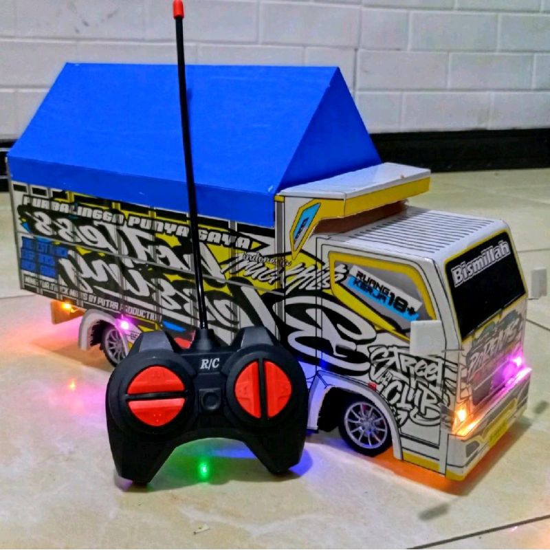 MINIATUR TRUK OLENG REMOT KONTROL TERBARU DAN MURAH FULL VARIASI
